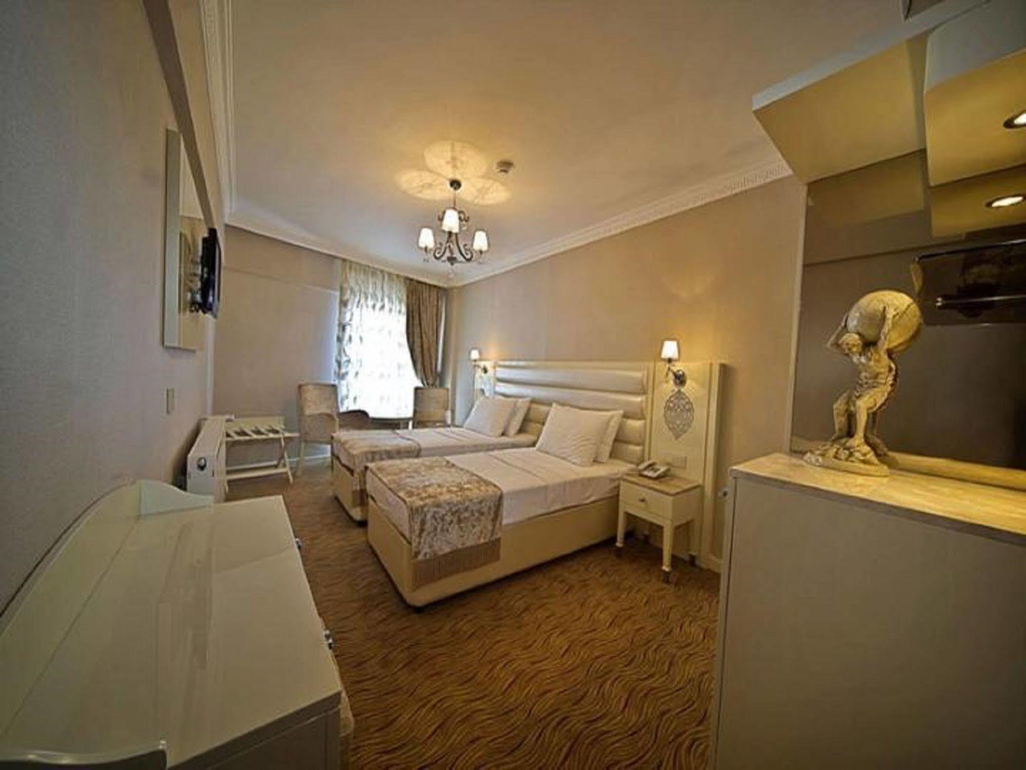 Q Hotel Laleli Estambul Exterior foto