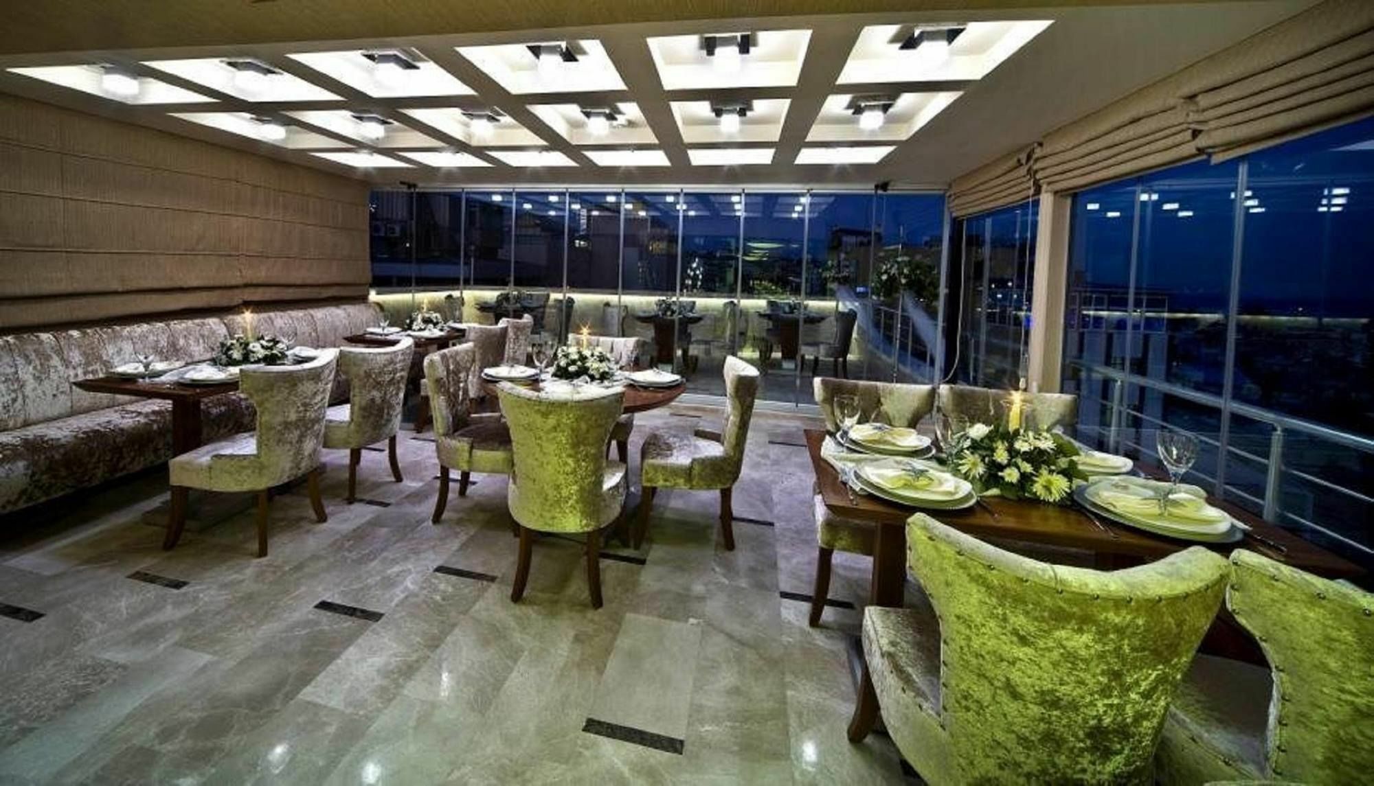 Q Hotel Laleli Estambul Exterior foto